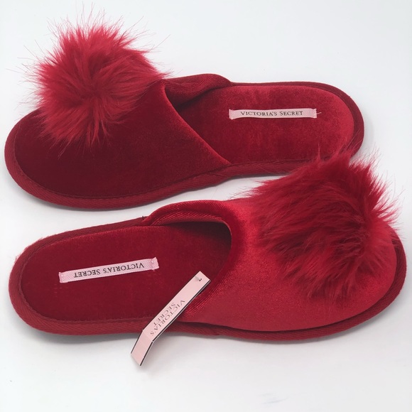 Victoria’s Secret Sexy Red POM POM Slippers NWT - Picture 8 of 8